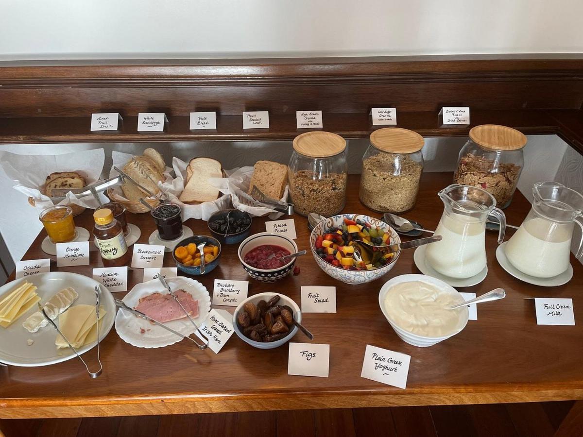 Eldon'S Bed & Breakfast Раундстоун Екстериор снимка