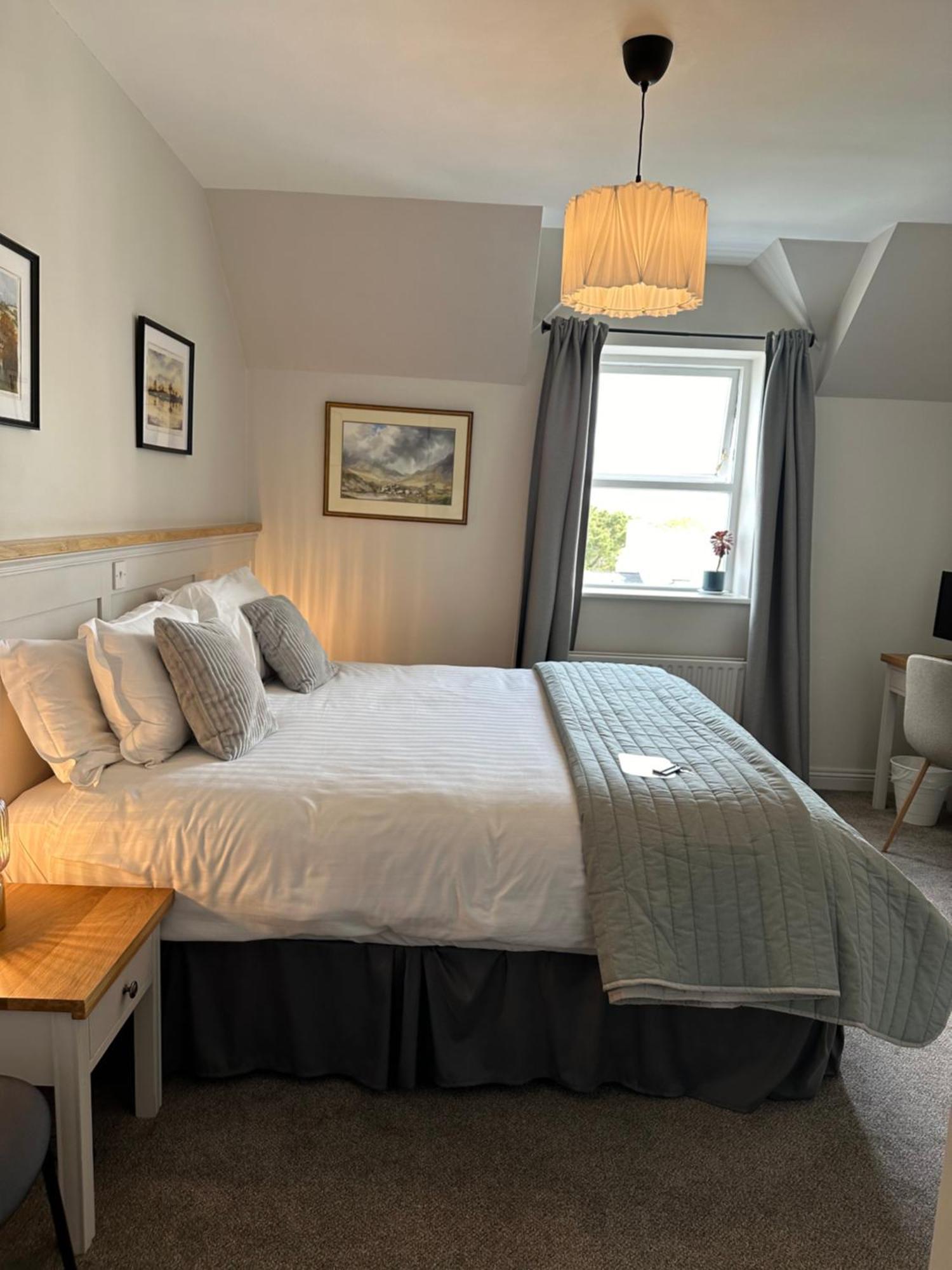 Eldon'S Bed & Breakfast Раундстоун Екстериор снимка
